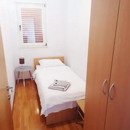 Apartamento Mia - Spacious On 85 M2 With Beautiful Sea View Trogir