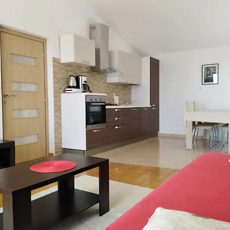 Apartamento Mia - Spacious On 85 M2 With Beautiful Sea View *