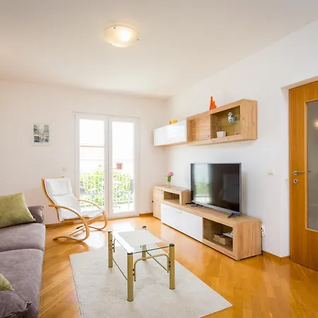Apartamento Mia - Spacious On 85 M2 With Beautiful Sea View Trogir