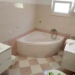 Apartman Mia - Spacious On 85 M2 With Beautiful Sea View Trogir